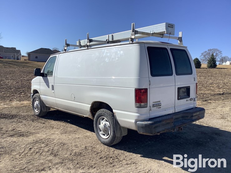 2013-ford-e250-image-7