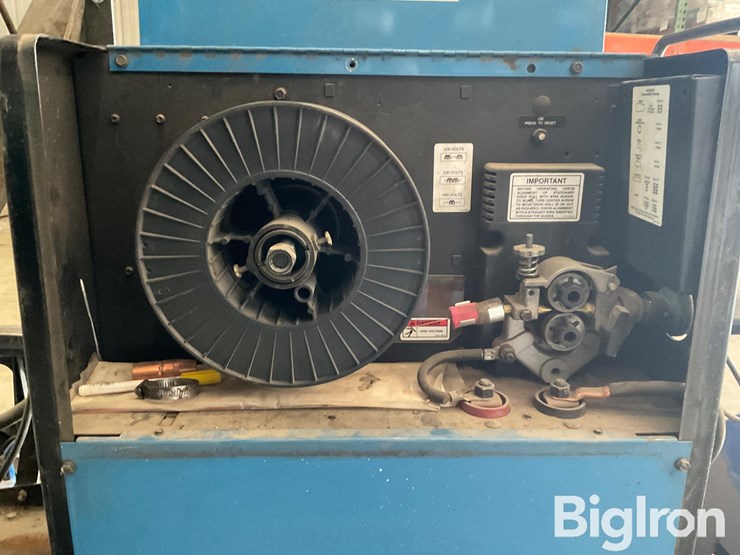 miller-millermatic-250-electric-wire-welder-image-11