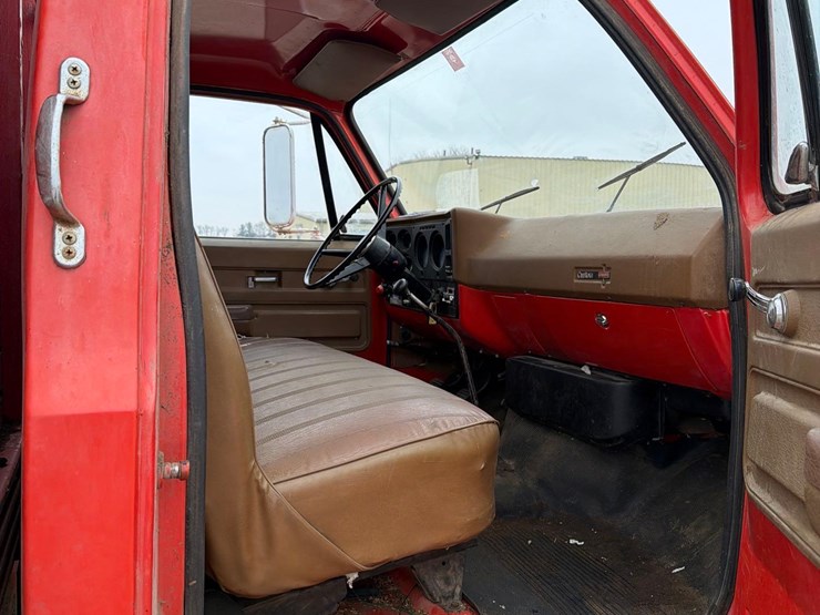 1974-gmc-5000-image-43