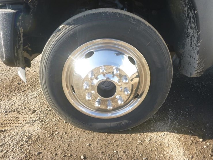 2013-ford-f450-image-22