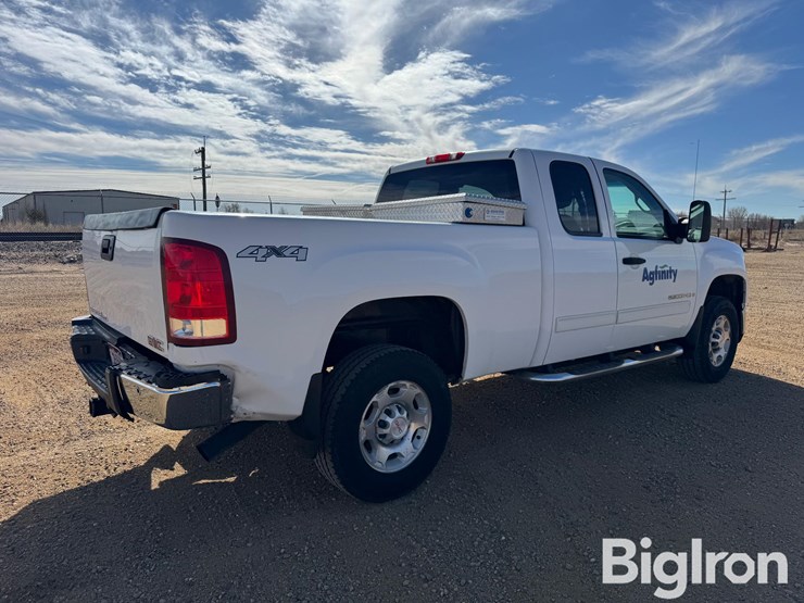2007-gmc-sierra-2500-image-5