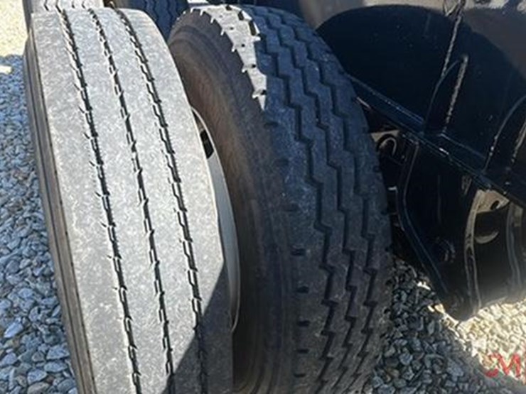 2023-manac-log-trailer-image-17