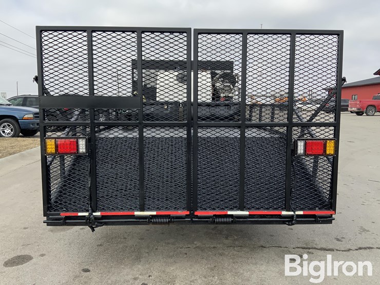 2013-isuzu-nrr-image-6