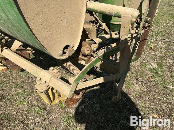 john-deere-1240-image-16