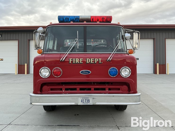 1986-ford-c800-image-2