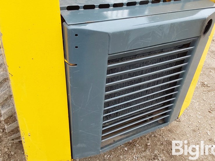 1993-gehl-3410-image-18