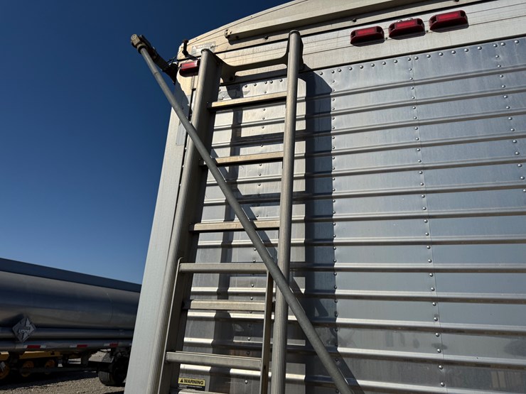 2015-timpte-hopper-bottom-image-6