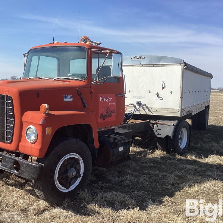 1978 FORD 8000