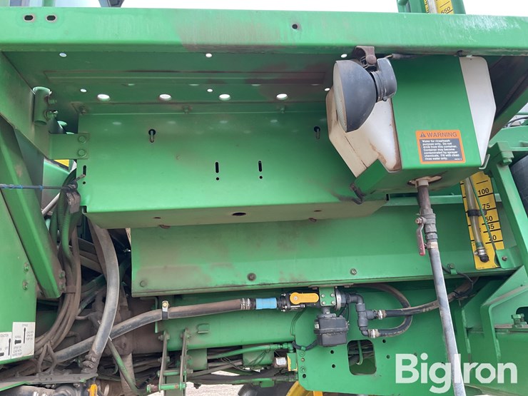 2005-john-deere-4720-image-13