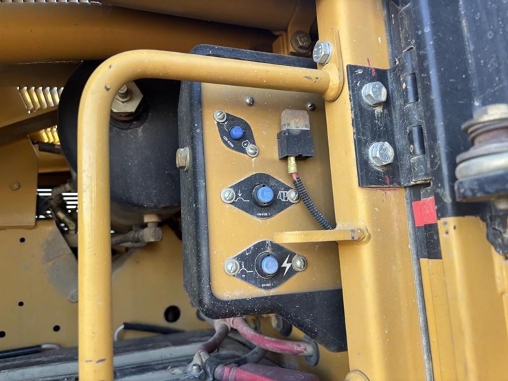 2006-caterpillar-143h-motor-grader-image-66