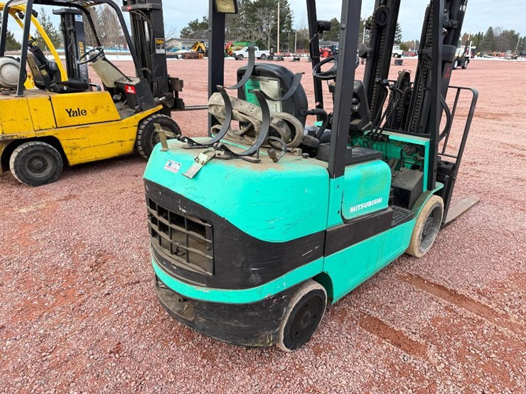 mitsubishi-fgc30k-image-15