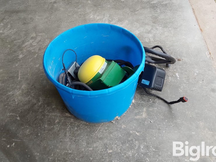 john-deere-3000-image-3