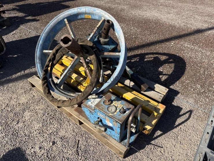 condux-hydraulic-cable-puller-image-3