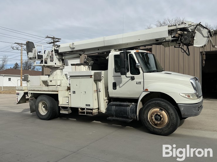 2005-international-durastar-4400-image-4