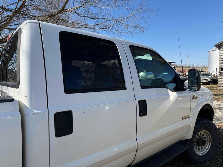 2003-ford-f250-lariat-image-29