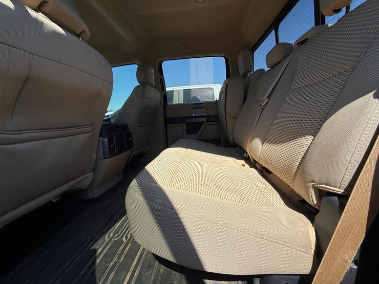 2016-ford-f150-image-28