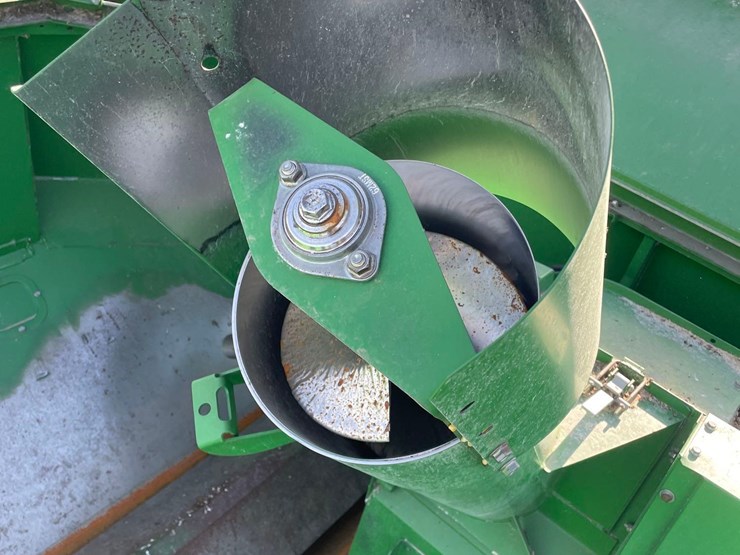 2007-john-deere-9560-sts-image-84