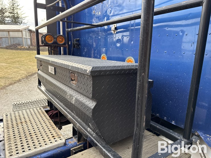 2003-international-9900i-image-14