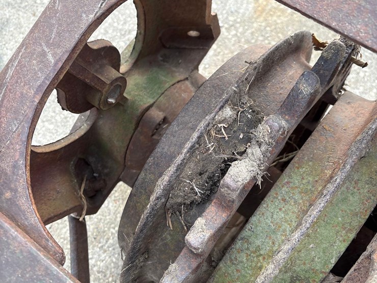 brillion-pull-type-cultipacker-sections-image-23