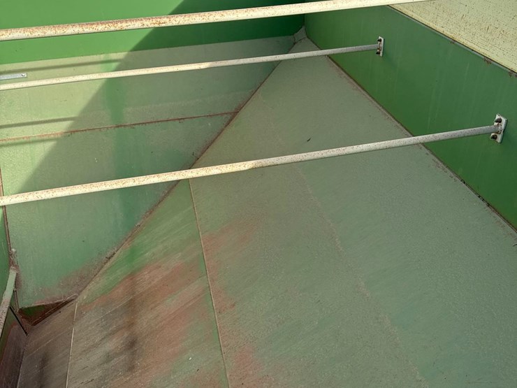 demco-365bu-gravity-wagon-w/-seed-auger-image-22