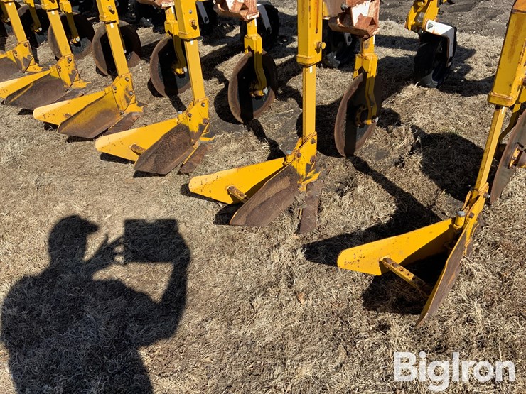 buffalo-63000830-image-16