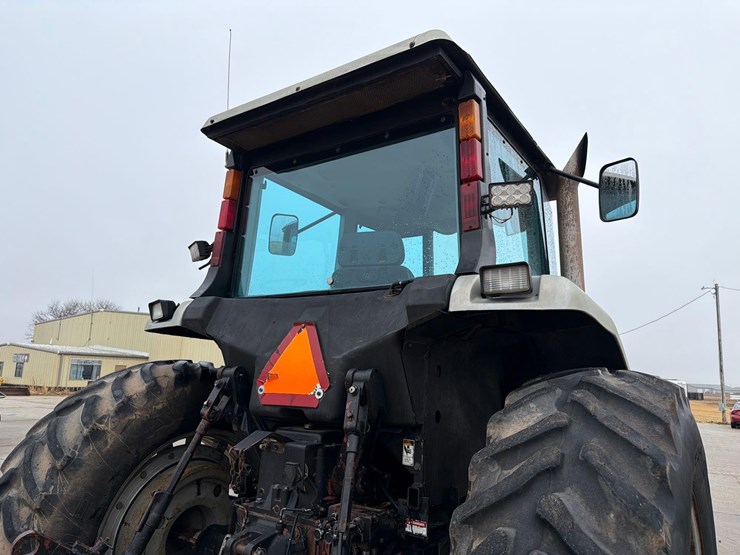 agco-white-6145-image-11