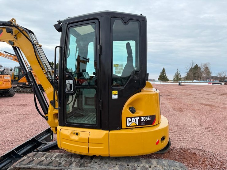 caterpillar-305e2-cr-image-20