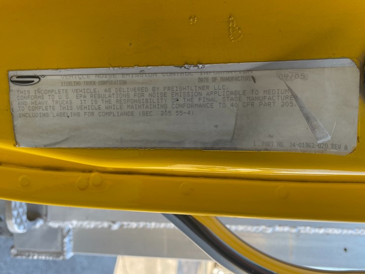 2006-caterpillar-c13-image-43