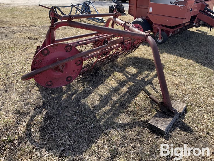 massey-ferguson-37-image-3