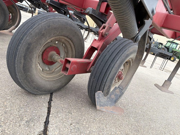 case-ih-4800-image-10