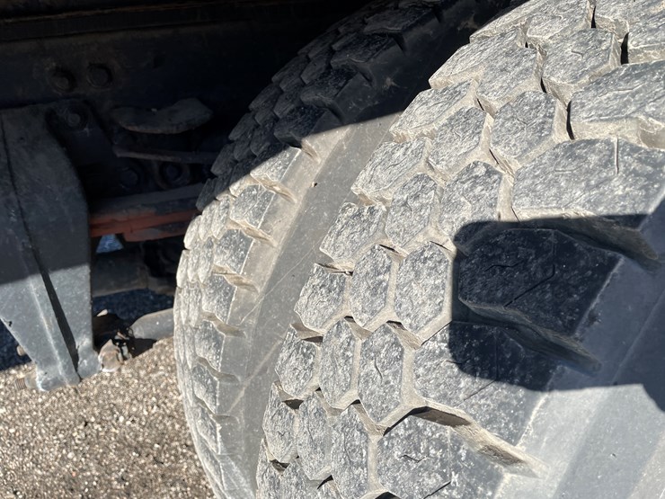 2006-caterpillar-c7-image-13