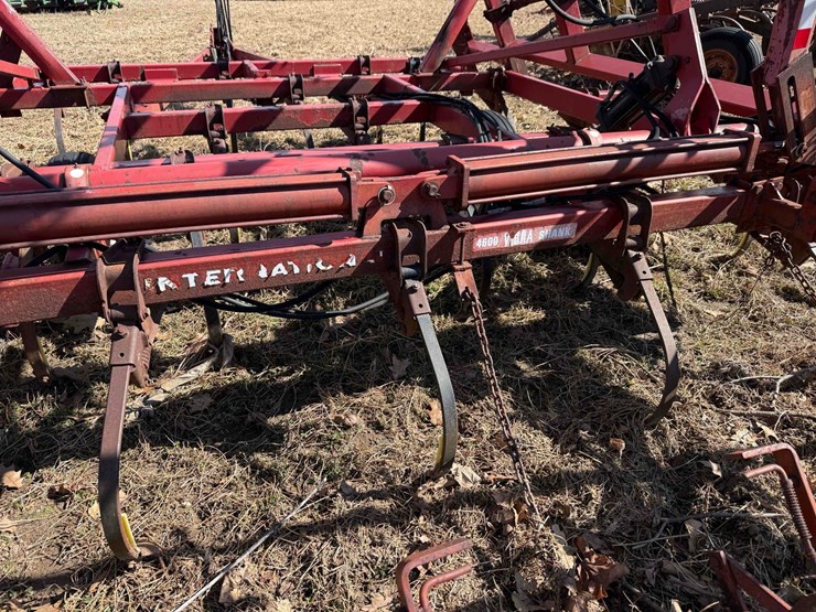 case-ih-4600-image-7