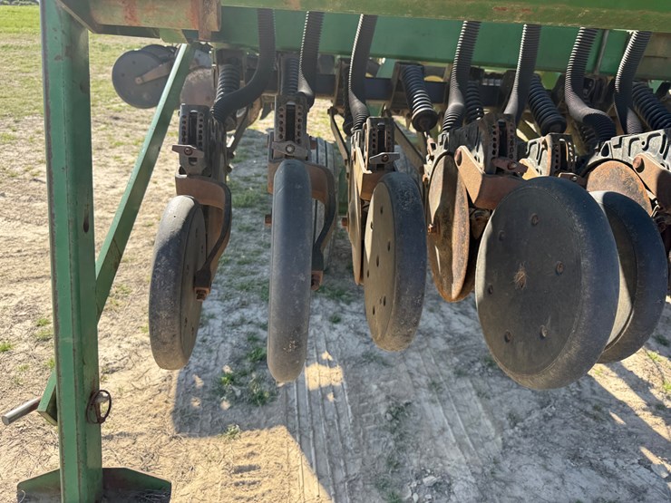 john-deere-455-image-12