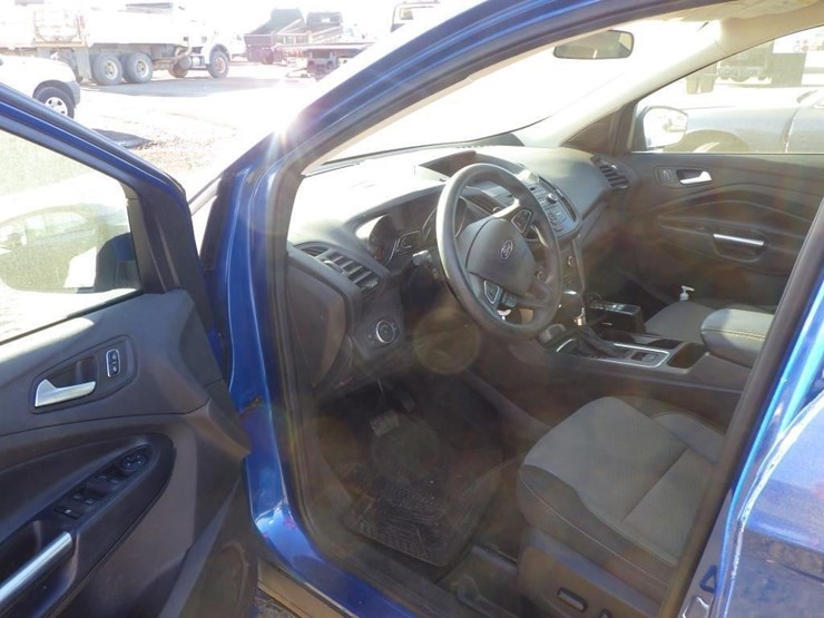 2017-ford-escape-image-5