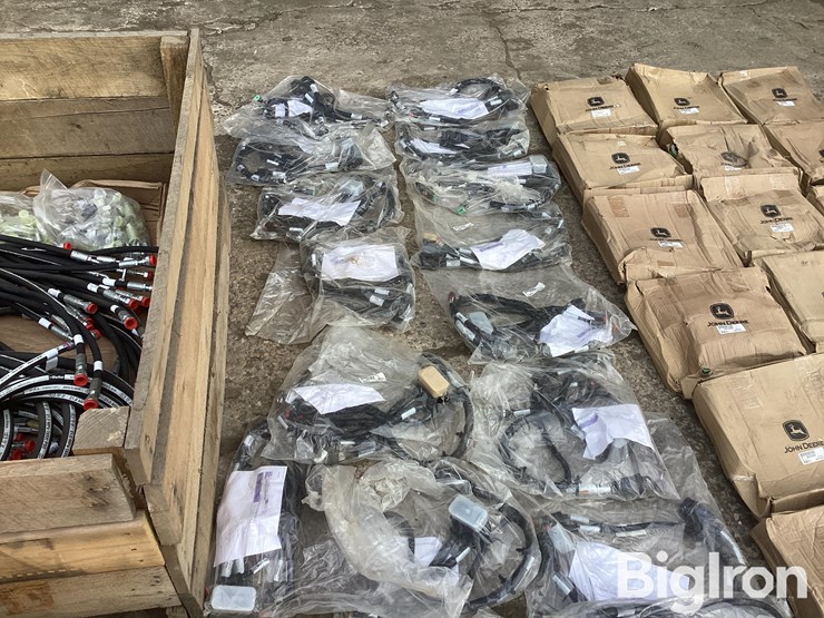 john-deere-1775-image-18