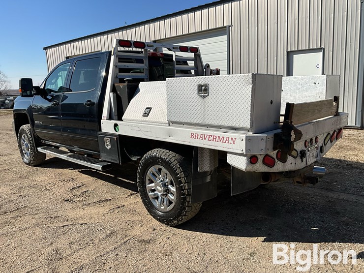 2015-chevrolet-silverado-2500hd-image-7