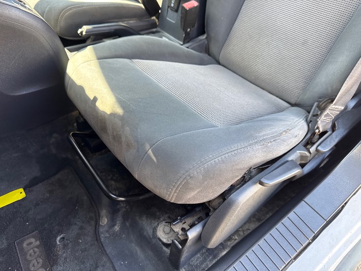 2012-jeep-patriot-image-21