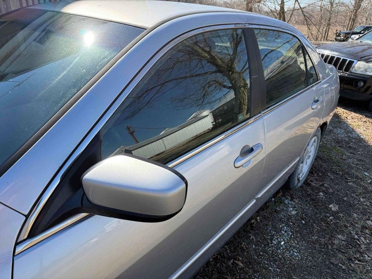 2007-honda-accord-image-10