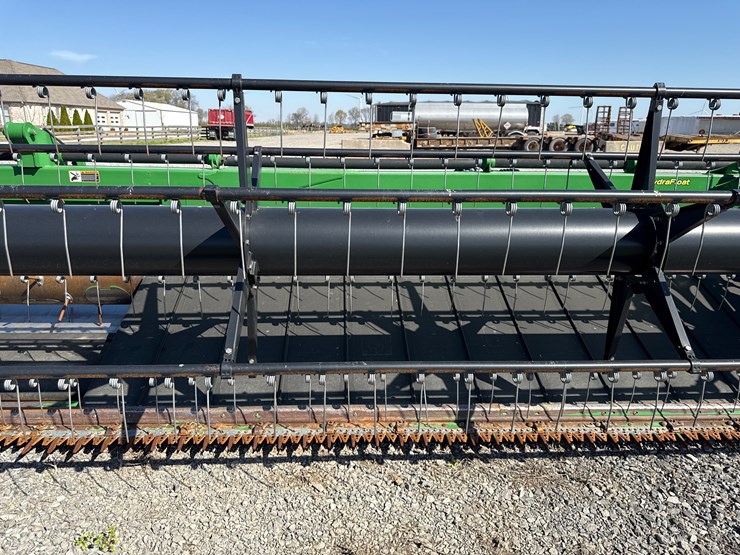 john-deere-630d-image-11