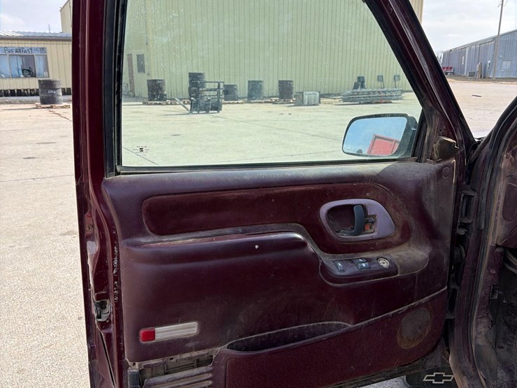 1997-chevrolet-k1500-image-24