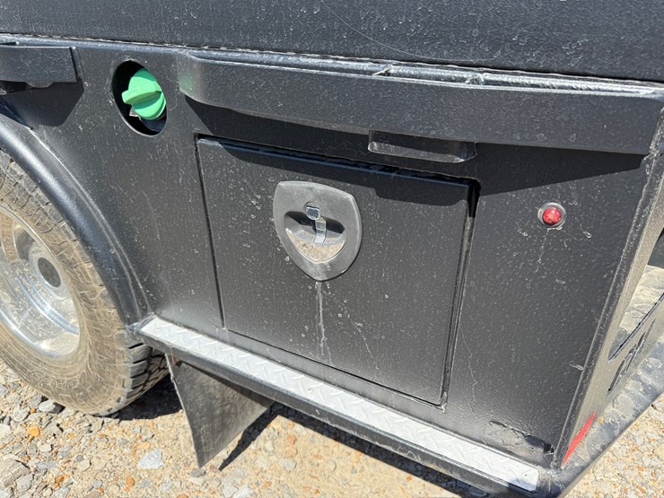 2019-chevrolet-3500hd-image-13