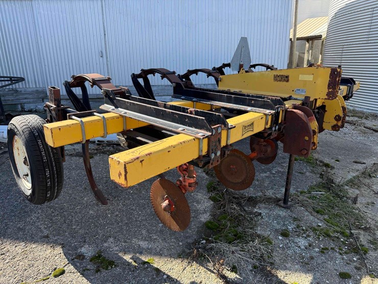 landoll-5-shank-ripper-image-2