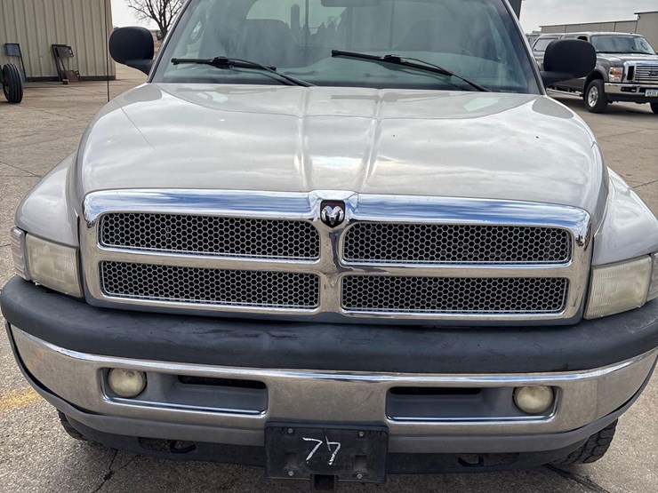 2001-dodge-ram-2500-image-11