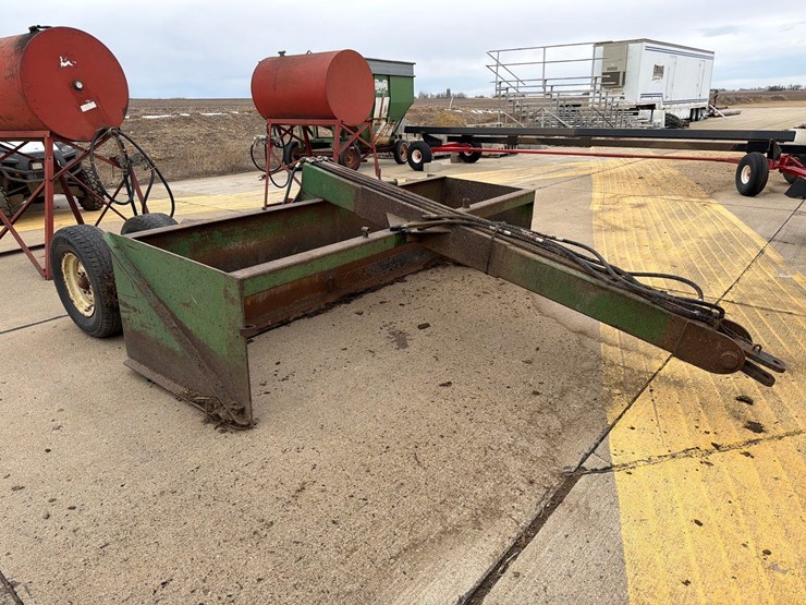 10ft-heavy-duty-pull-type-box-scraper-image-1