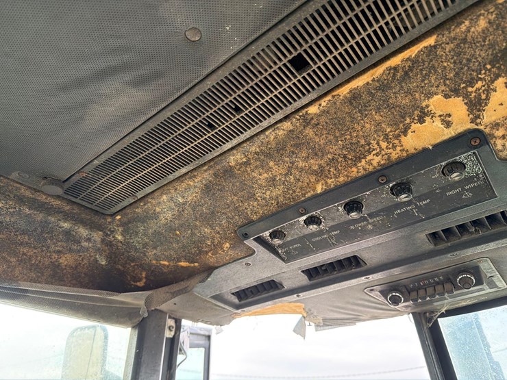 john-deere-4630-image-36