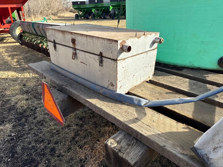 8ft-x-11-1/2ft-wooden-flatbed-with-water-tank-image-12