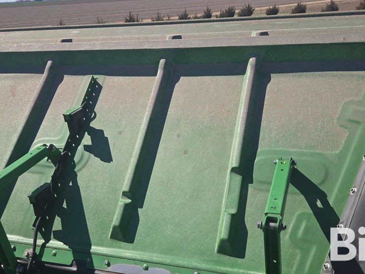 2013-john-deere-s680-image-12