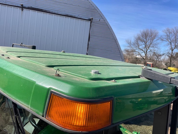 2004-john-deere-8120-image-46