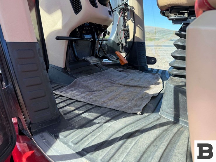 2024-case-ih-5250-image-108