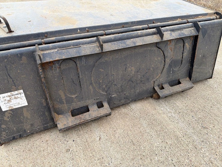 jct-6ft-skidloader-broom-bucket-image-4
